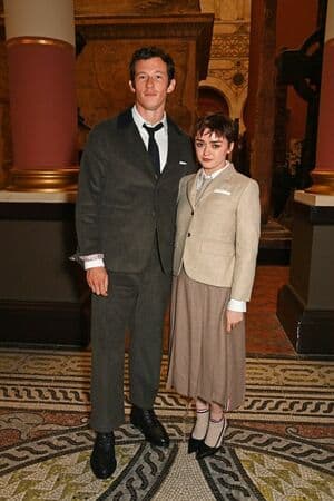 Maisie Williams Nude  Leaks 3 Photos