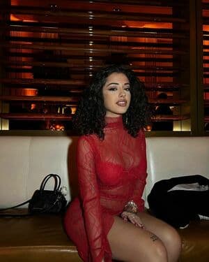 Malu Trevejo Nude OnlyFans Leaks 2 Video and 8 Photos