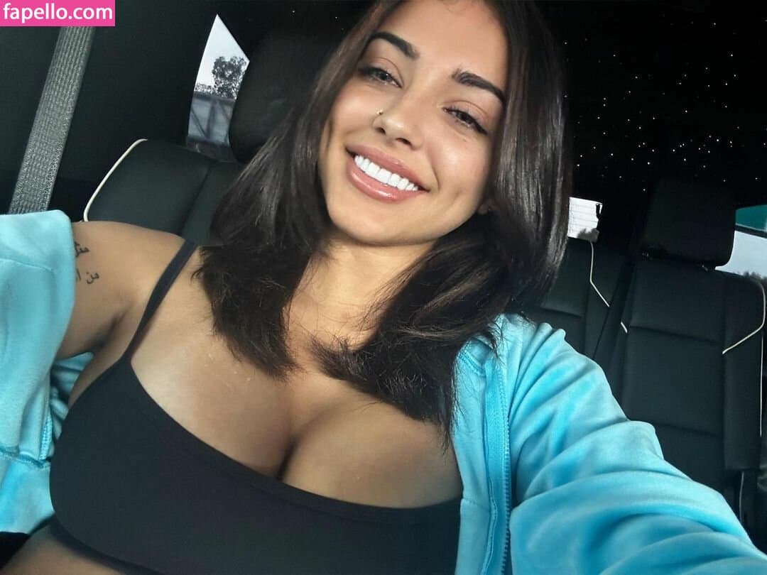 Malu Trevejo Nude  Leaks 14 Photos