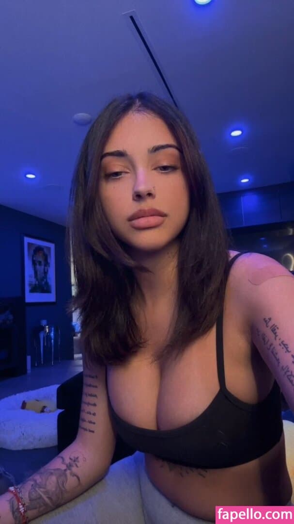 Malu Trevejo Nude  Leaks 14 Photos