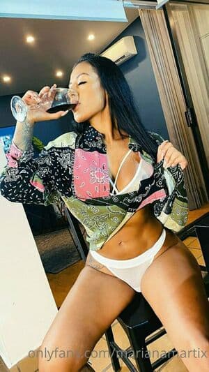 Mariana Martix Nude  Leaks 7 Photos