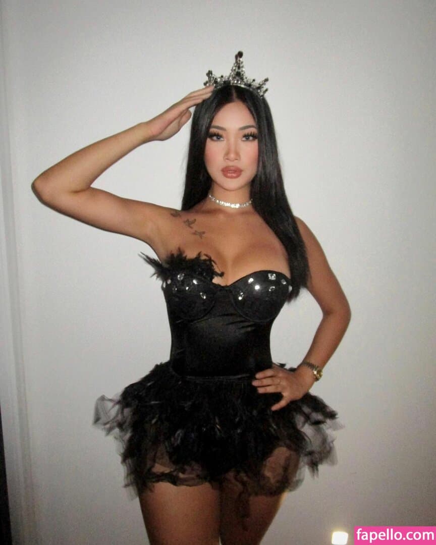 Martina Chen Nude  Leaks 6 Photos