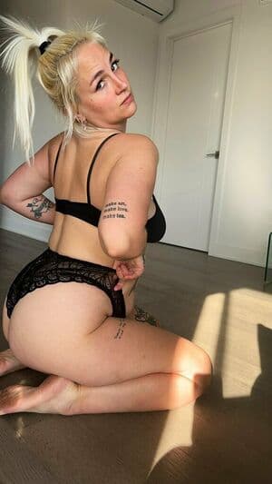 Mary Jane Came Nude  Leaks 5 Photos