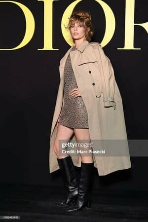 Maya Hawke Nude  Leaks 4 Photos