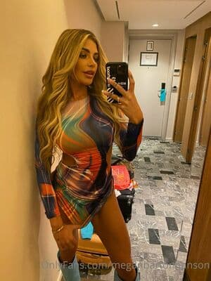 Megan Barton Hanson Nude OnlyFans Leaks 4 Photos