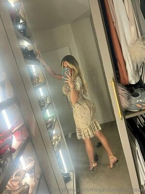 Megan Barton Hanson Nude OnlyFans Leaks 3 Photos