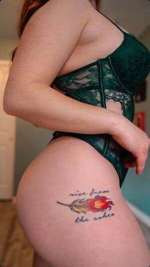 Megan DeLuca Nude  Leaks 3 Photos