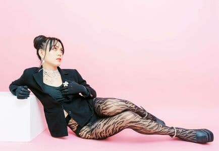 Mel Cross Nude  Leaks 10 Photos