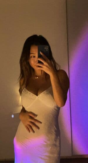Melanie Wee Nude  Leaks 2 Photos