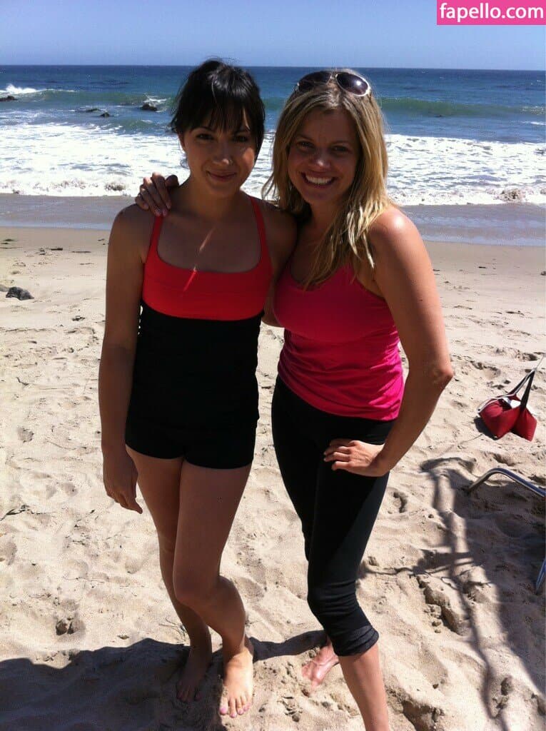 Michelle Branch Nude  Leaks 8 Photos