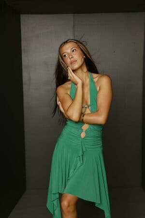 Millie Bobby Brown Nude  Leaks 2 Video and 1 Photos