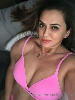 Mishel Nude  Leaks 3 Photos