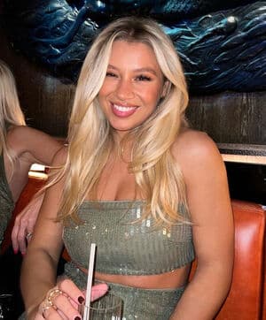 Molly Rainford Nude  Leaks 8 Photos