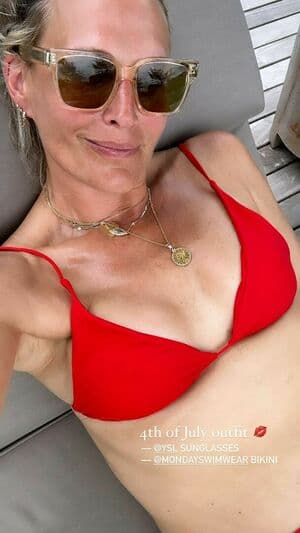 Molly Sims Nude OnlyFans Leaks 4 Photos