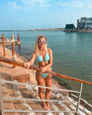 Nadine Freund Nude  Leaks 10 Photos