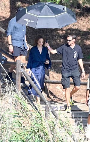 Natalie Portman Nude  Leaks 22 Photos