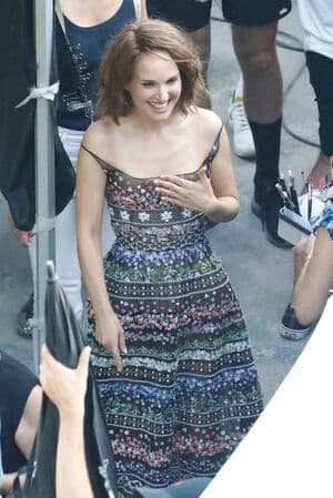 Natalie Portman Nude  Leaks 22 Photos