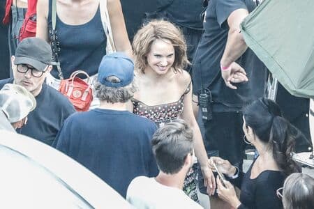 Natalie Portman Nude  Leaks 22 Photos