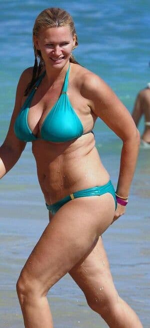 Natasha Henstridge Nude  Leaks 6 Photos