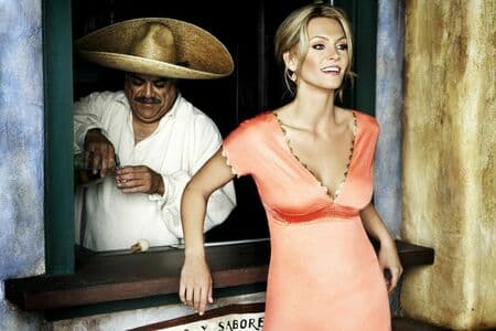 Natasha Henstridge Nude  Leaks 6 Photos