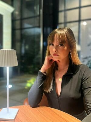 Nude De Laure Nude  Leaks 6 Photos