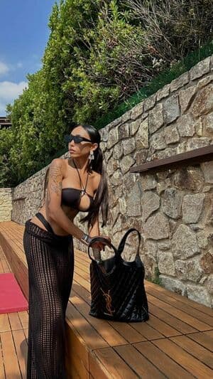 Click to view full size Paola Henriquez Nude Leaks 1 Video and 3 Photos