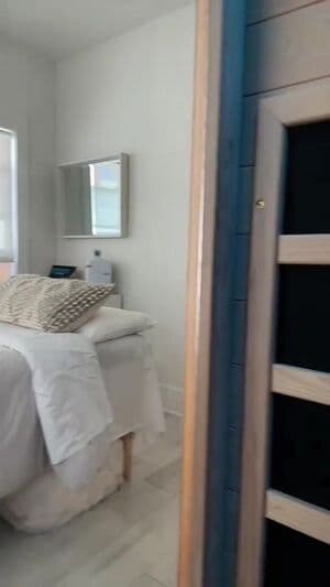 Paris Berelc Nude  Leaks 28 Photos