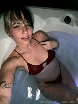 Reed Amber Nude  Leaks 16 Photos