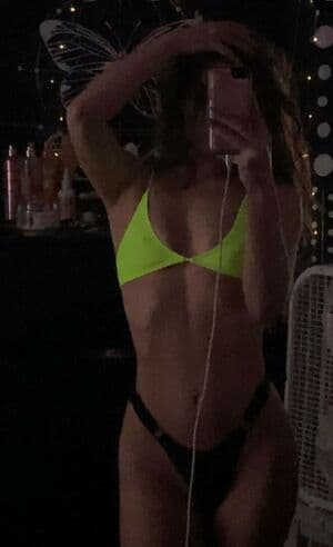 Click to view full size Reese Robbins Nude Leaks 7 Photos