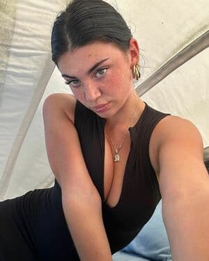 Riley L Nude  Leaks 28 Photos