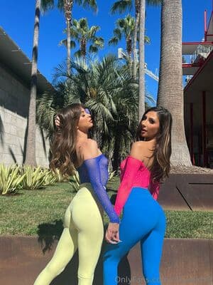 Riley Reid Nude  Leaks 3 Photos