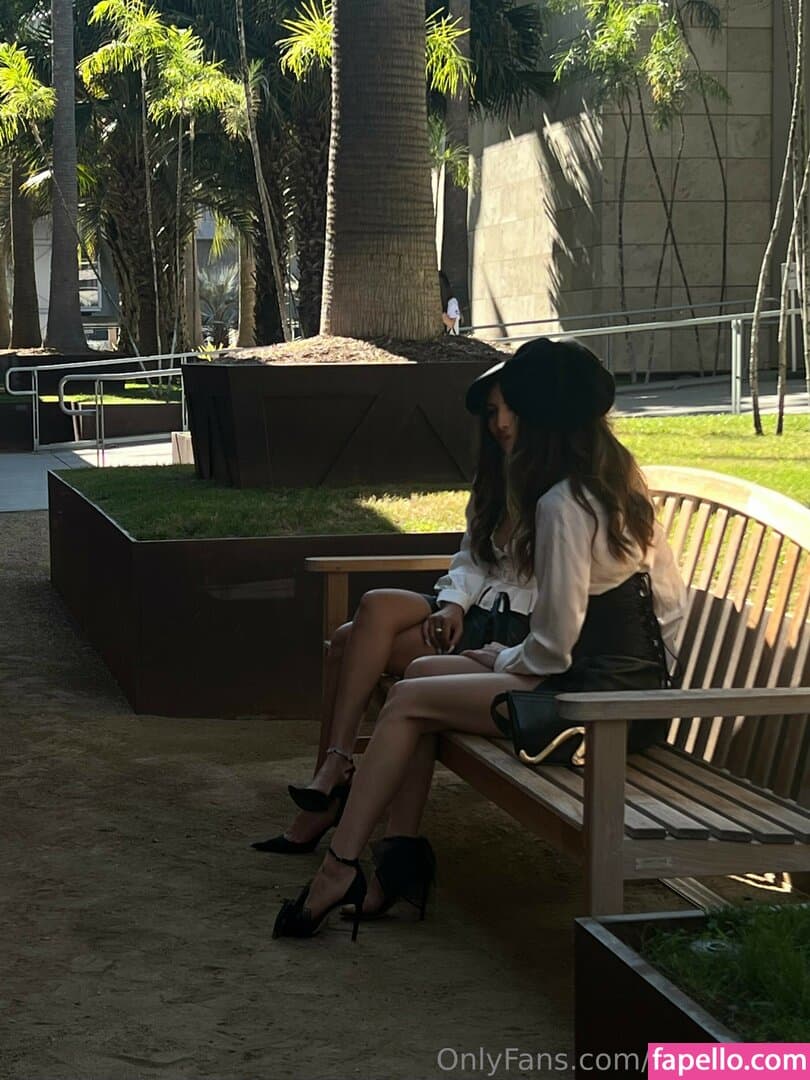 Riley Reid Nude  Leaks 10 Photos