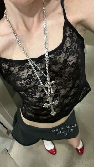 Riley Rodriguez Nude  Leaks 2 Photos