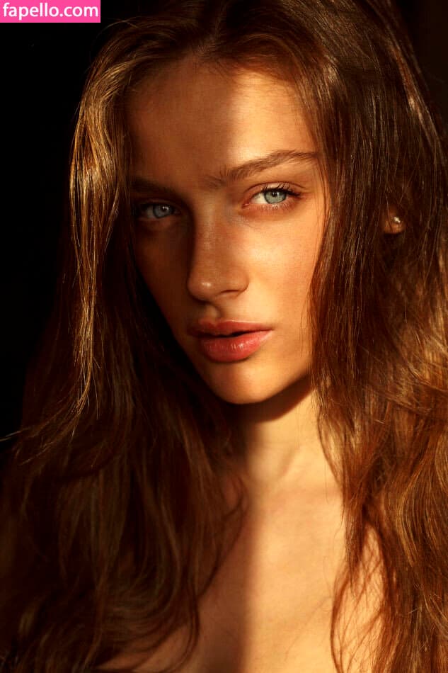 Romi Pavoncello Nude  Leaks 15 Photos