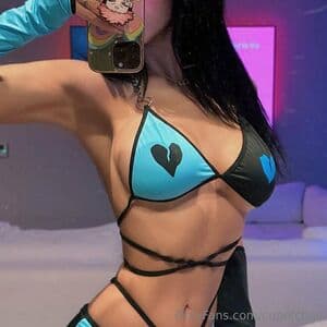 Rose Zara Nude  Leaks 8 Photos