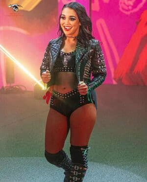 Roxanne Perez Nude  Leaks 8 Photos