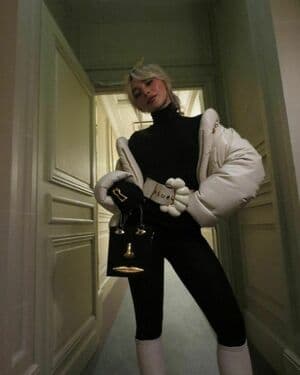 Sabrina Carpenter Nude OnlyFans Leaks 4 Video