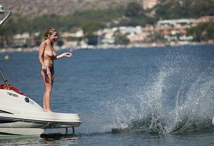 Sarah-Jane Honeywell Nude  Leaks 28 Photos