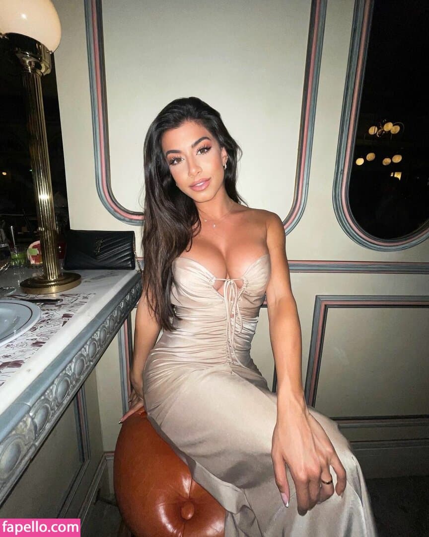 Sarah Jane Ramos Nude  Leaks 3 Photos