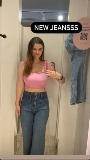 Click to view full size Sarah Z Nude OnlyFans Leaks 8 Photos