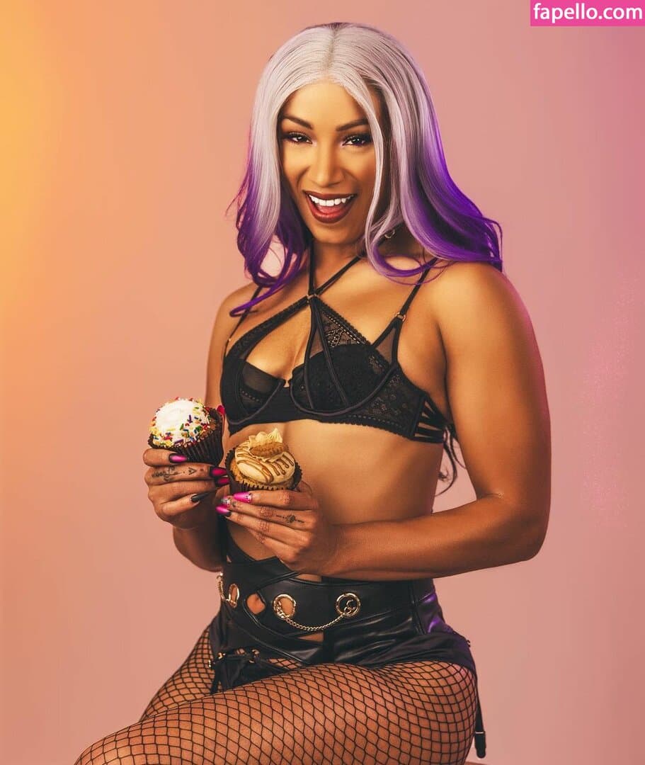 Sasha Banks Nude  Leaks 5 Photos