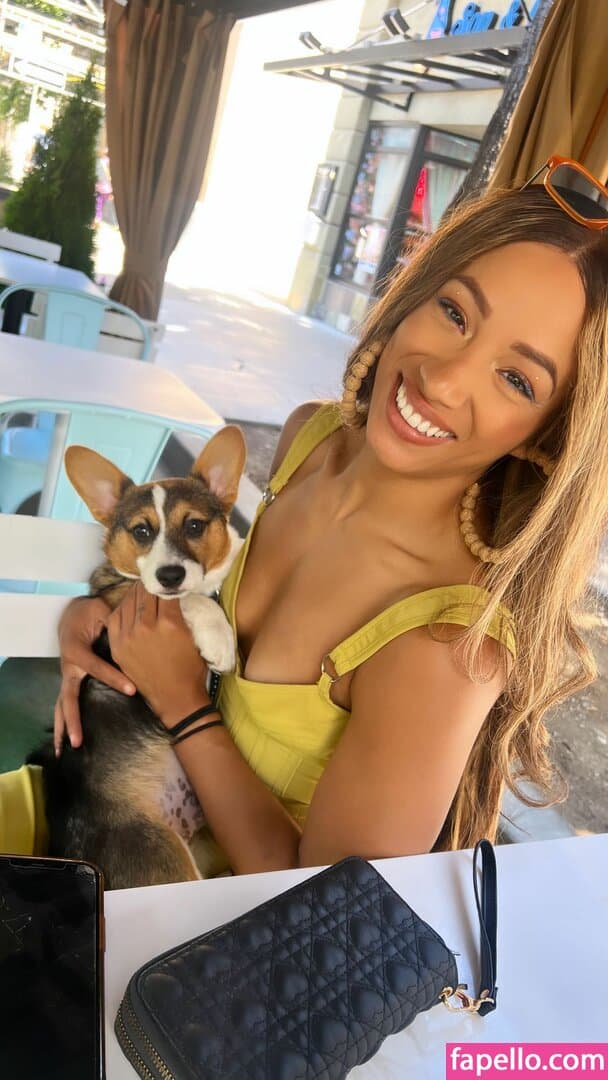 Sasha Banks Nude OnlyFans Leaks 2 Photos