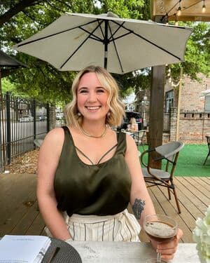 Saterra St Jean Nude  Leaks 3 Photos