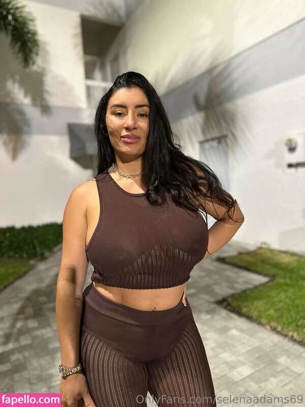 Selena Adams Nude  Leaks 4 Photos
