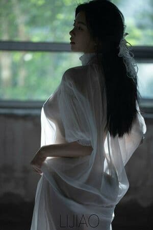 Selena 娜露 Nude  Leaks 10 Photos