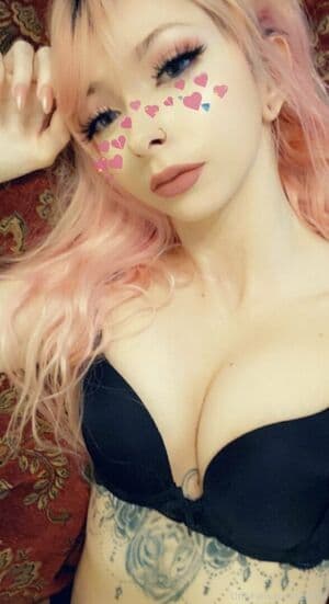 Sierra Crystal Nude  Leaks 8 Photos