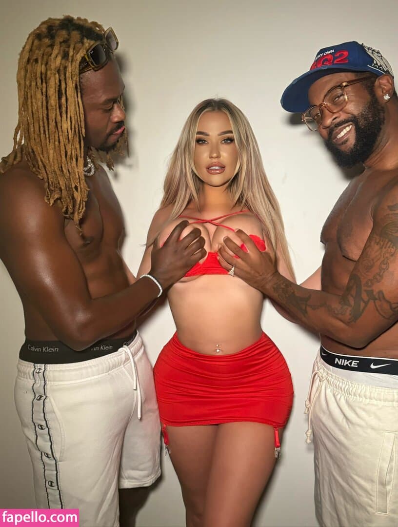 Click to view full size Sophie Reade Nude OnlyFans Leaks 9 Photos