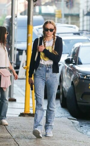 Sophie Turner Nude OnlyFans Leaks 3 Photos