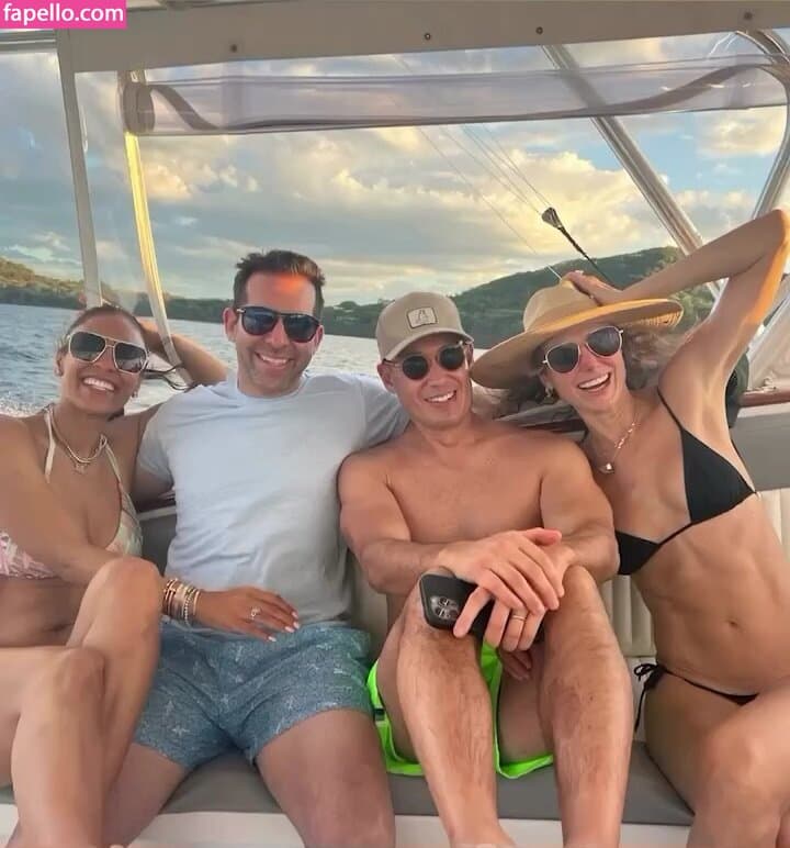 Stacy Keibler Nude  Leaks 16 Photos