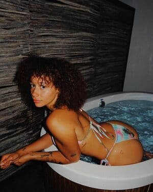 Talia Jackson Nude OnlyFans Leaks 4 Photos